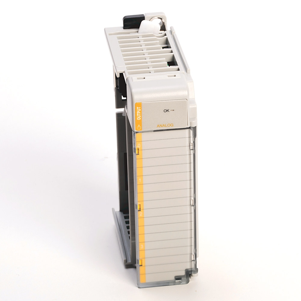 تجهیز اتوماسیون صنعتی Allen-Bradley مدل 1769-OF8C، پارت‌نامبر 1769-OF8C